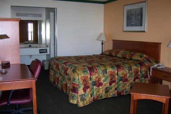 REGENCY INN FAIRFIELD (Fairfield)